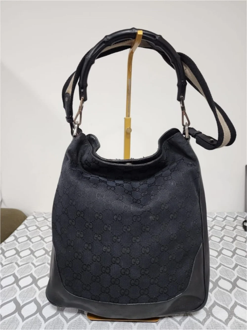 Authentic Gucci Vintage GG Canvas Bamboo Satchel Bag Black
